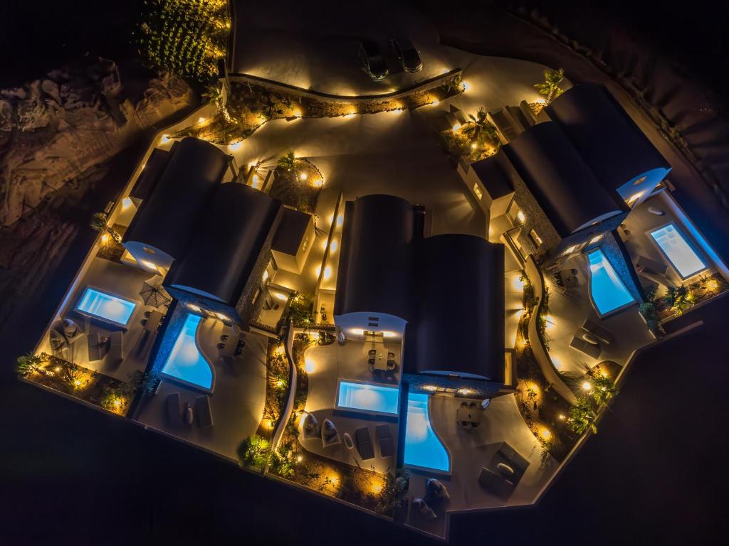 Halo Santorini - Living Experience 7