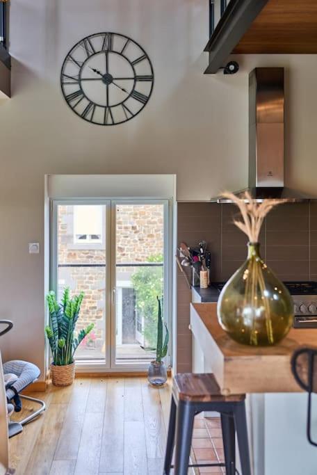 Maison familiale 9 personnes avec jardin en bord de Rance 7