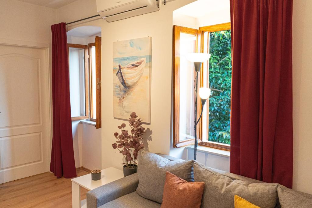 Sunny Bay Apartment 3