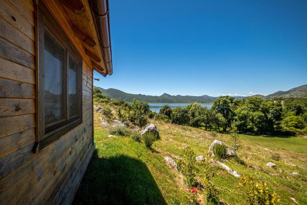 Boljesestre Lake retreat 2