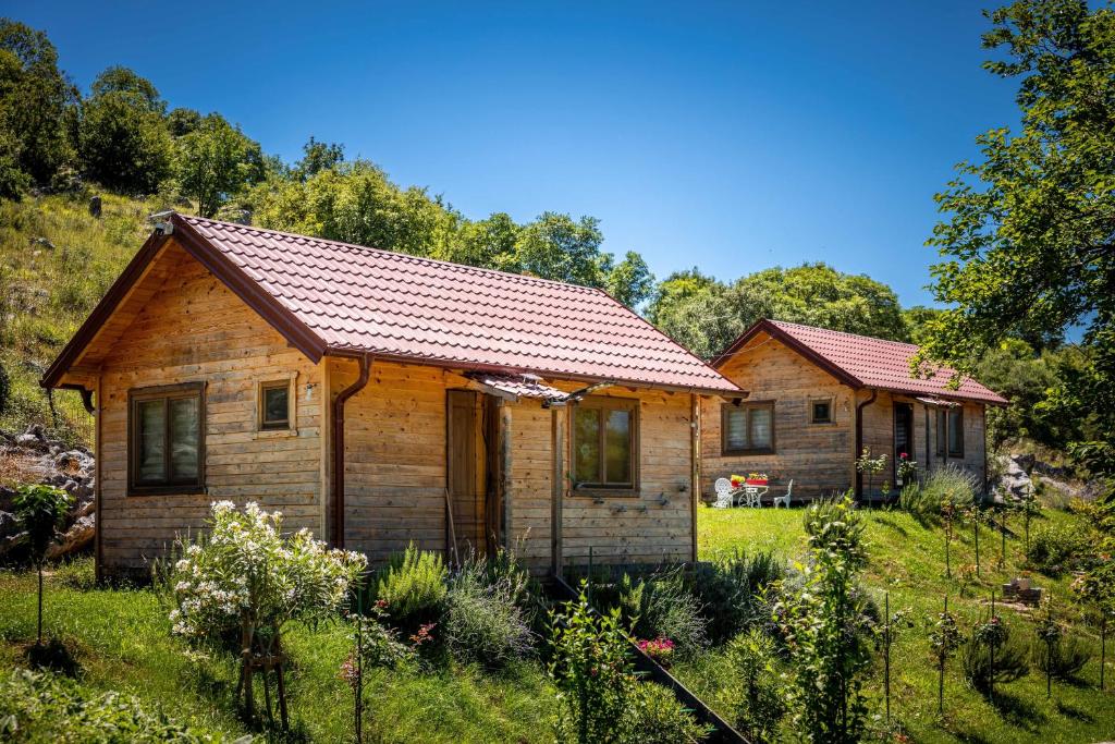 Boljesestre Lake retreat 1