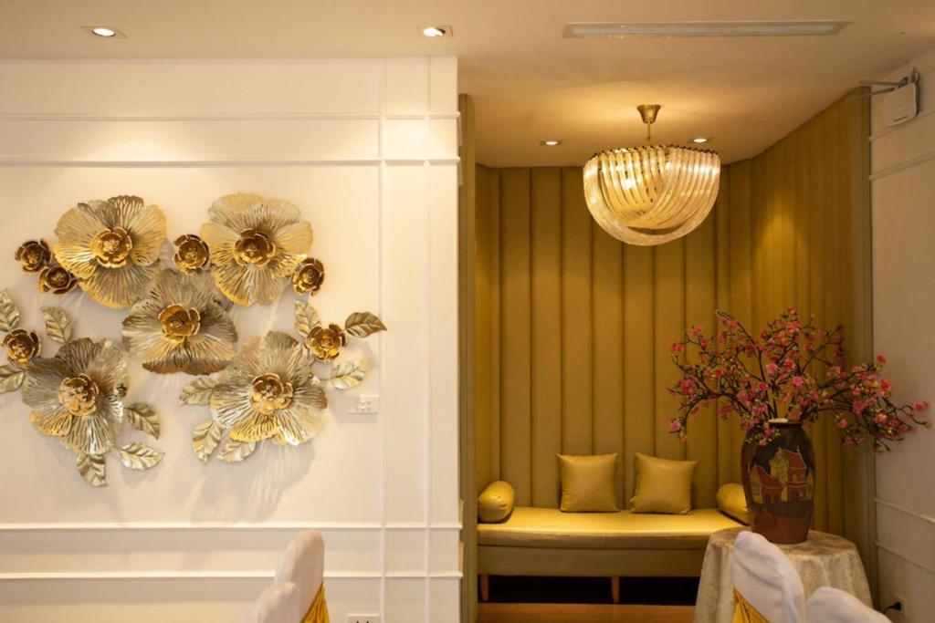 Hoa Hong Hotel - Xa Dan