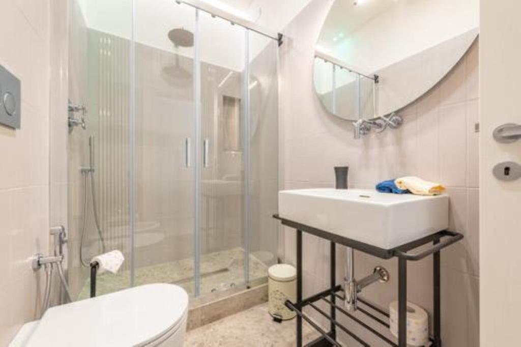 Heavenly Trevi Luxury Apartment 8