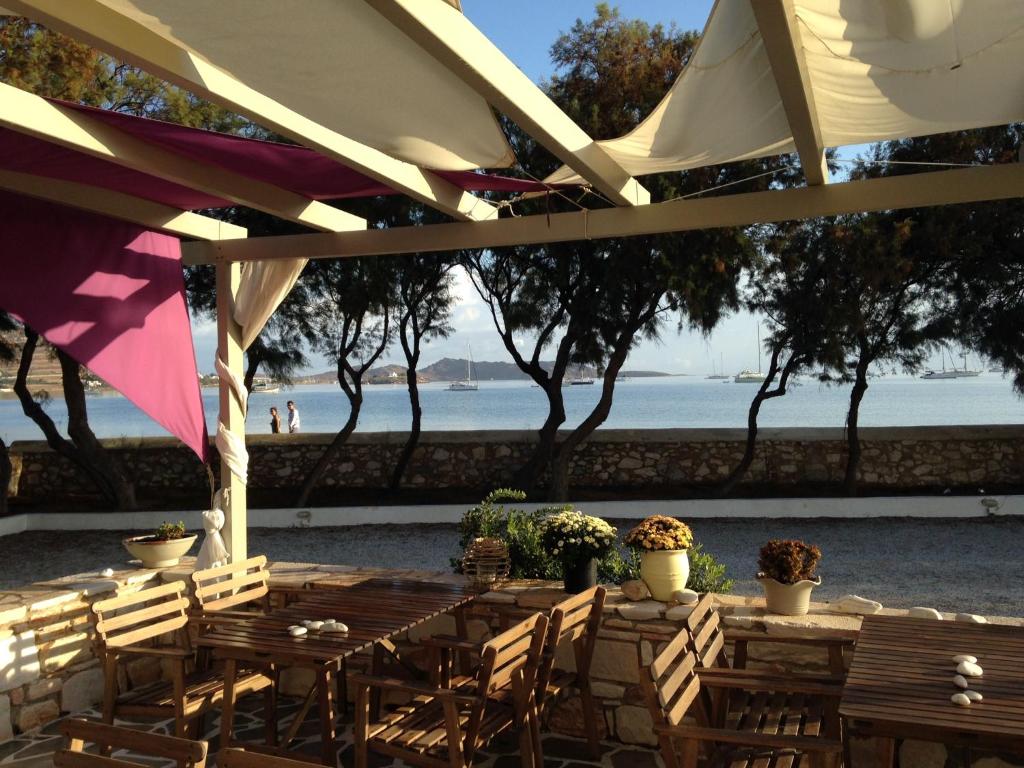 Almira Suites - Seafront - Naousa Paros