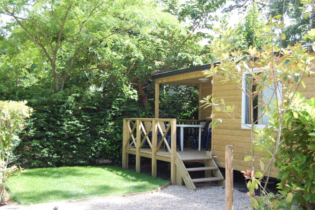 Photo de la galerie de l'établissement Cottage Essentiel 30m2 terrasse couverte, à Arès