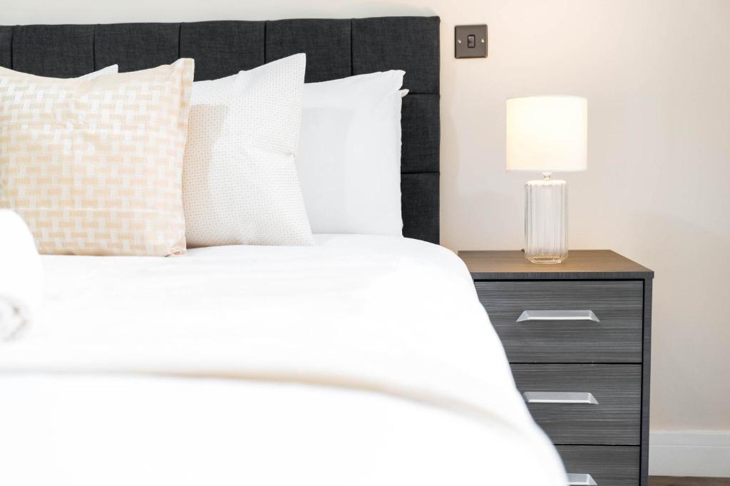 City Centre - 2 Bedrooms - Smart TV - WIFI - Jewellery Quarter - Intercom - 4AH 7