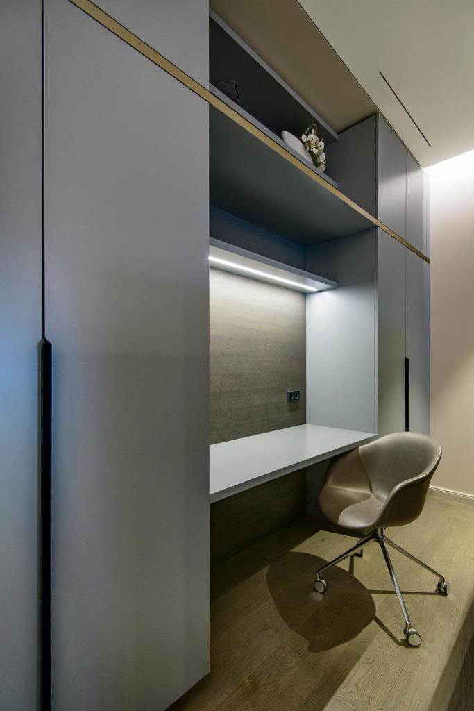 Luxury Smart Home Apartment in Vilnius Old Town, Sleep on Hästens 8