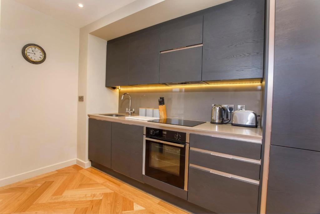The Hudson 1 bed sleeps 2 York central 8