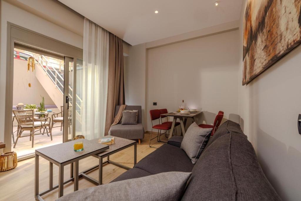 Jolly Suites 3