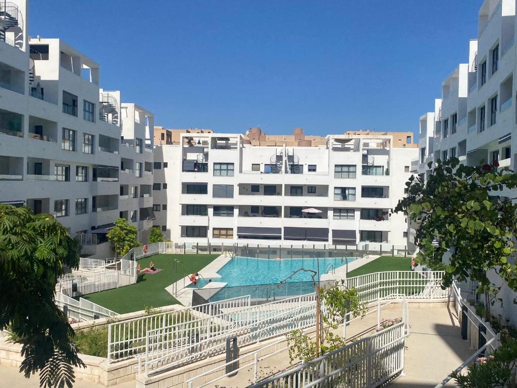 Luxury apartment with pool in Estepona-centre