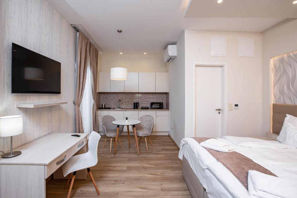 Marbles Residence 4