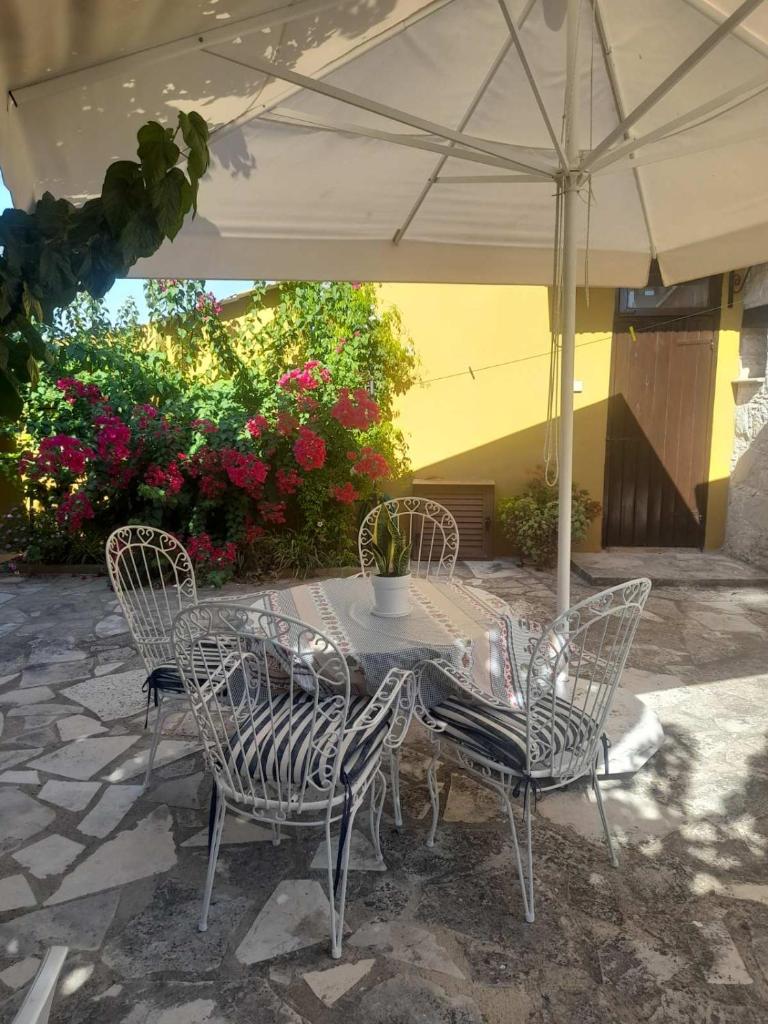 Ivi House in Giolou, Paphos 8