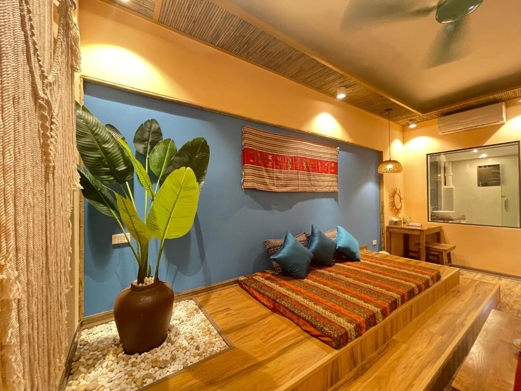 Quiet Apartment, 2 Balcony, 1 Bedroom, 5' to Hoan Kiem Lake, Zeit Home 506