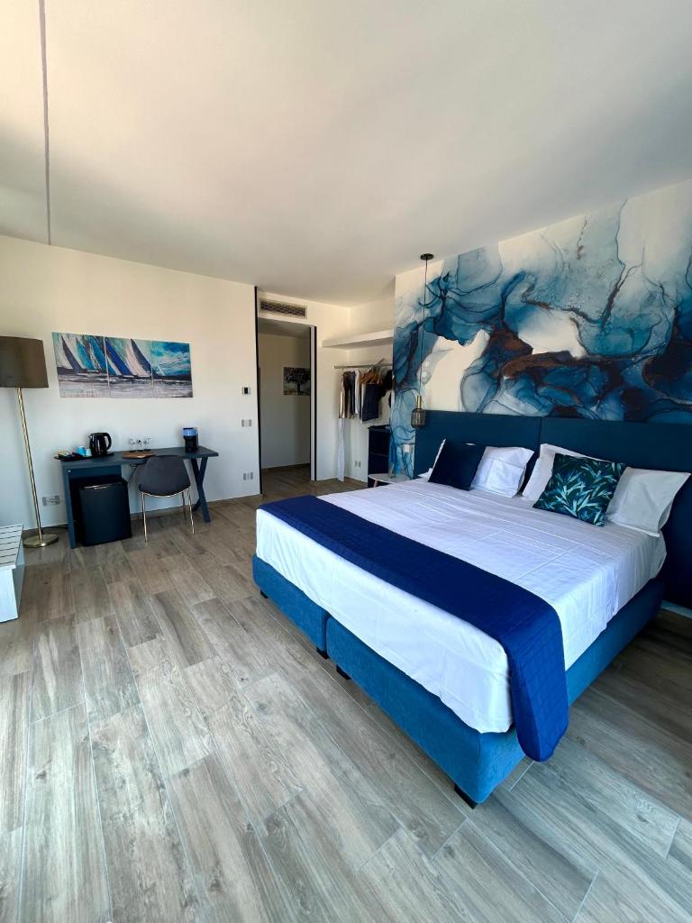 LuMar Luxury Sorrento