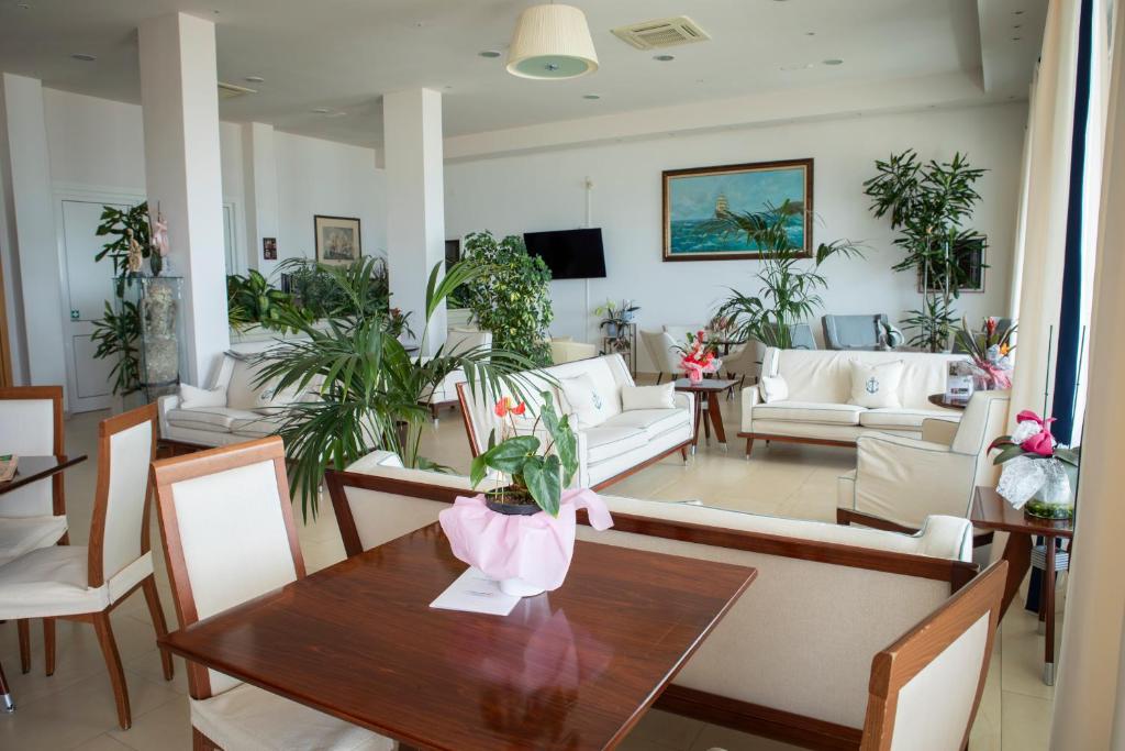 Photo de la galerie de l'établissement Hotel Parrini, à Follonica