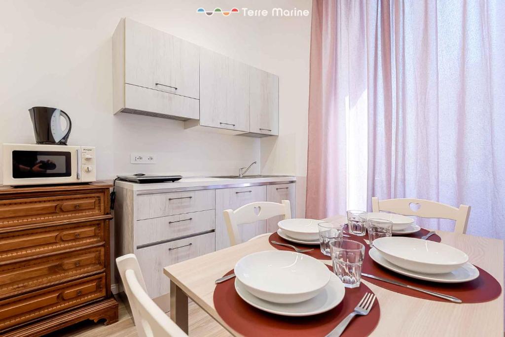 Civico76 - interno1, TerreMarine 4