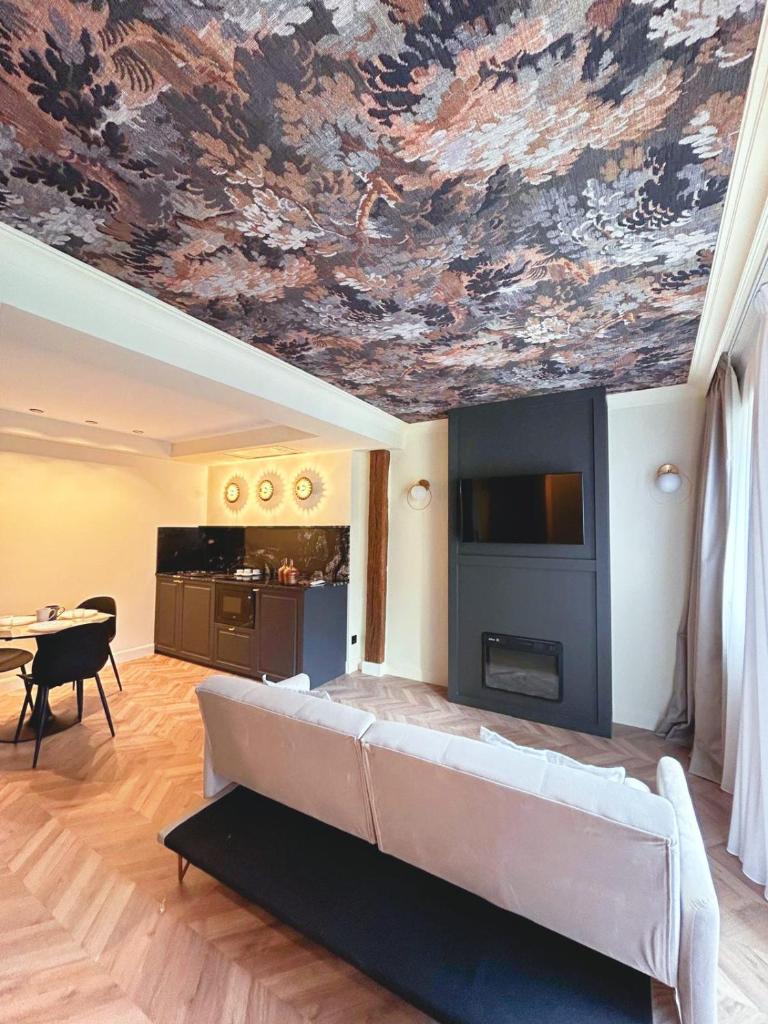 Lemon Suites Santander 8