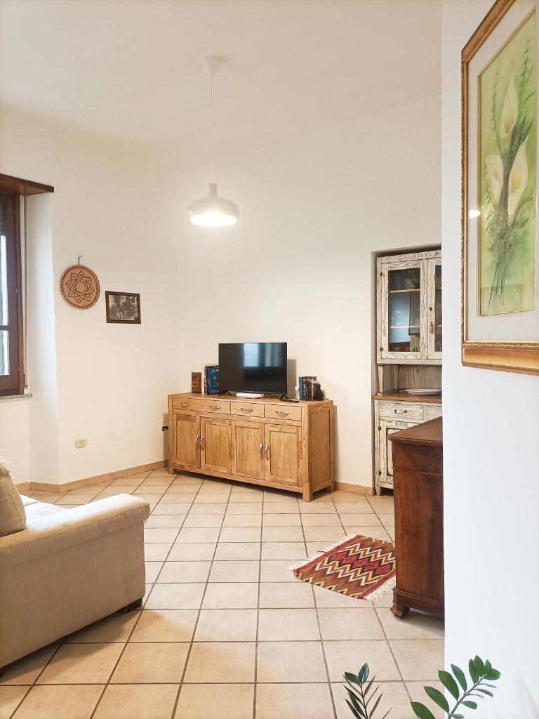 Bright Port View Apartment- Secondary Entrance Free Parking