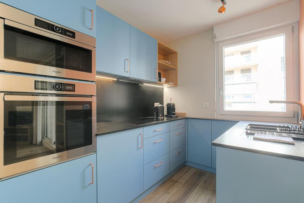 Appartement raffiné, veranda et parking, Lyon 3 8