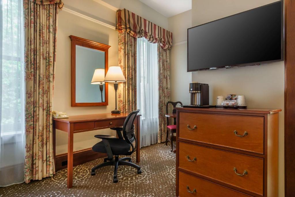 Best Western Plus Pioneer Square Hotel Downtown Image