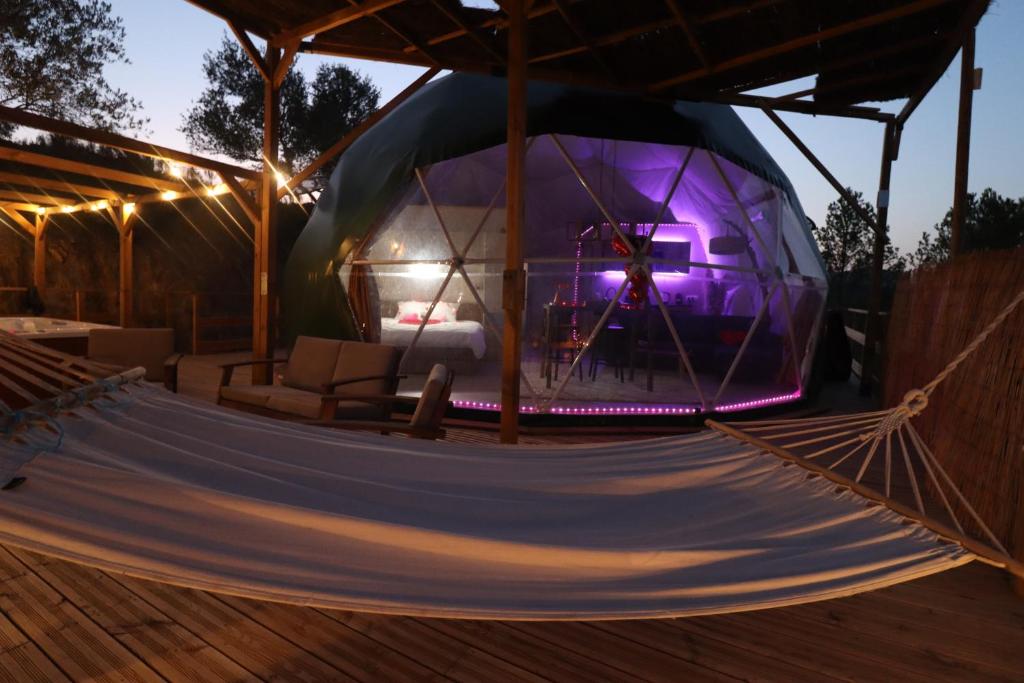 Photo de la galerie de l'établissement Dôme Cocon d'amour SPA privatif, à Durban-Corbières