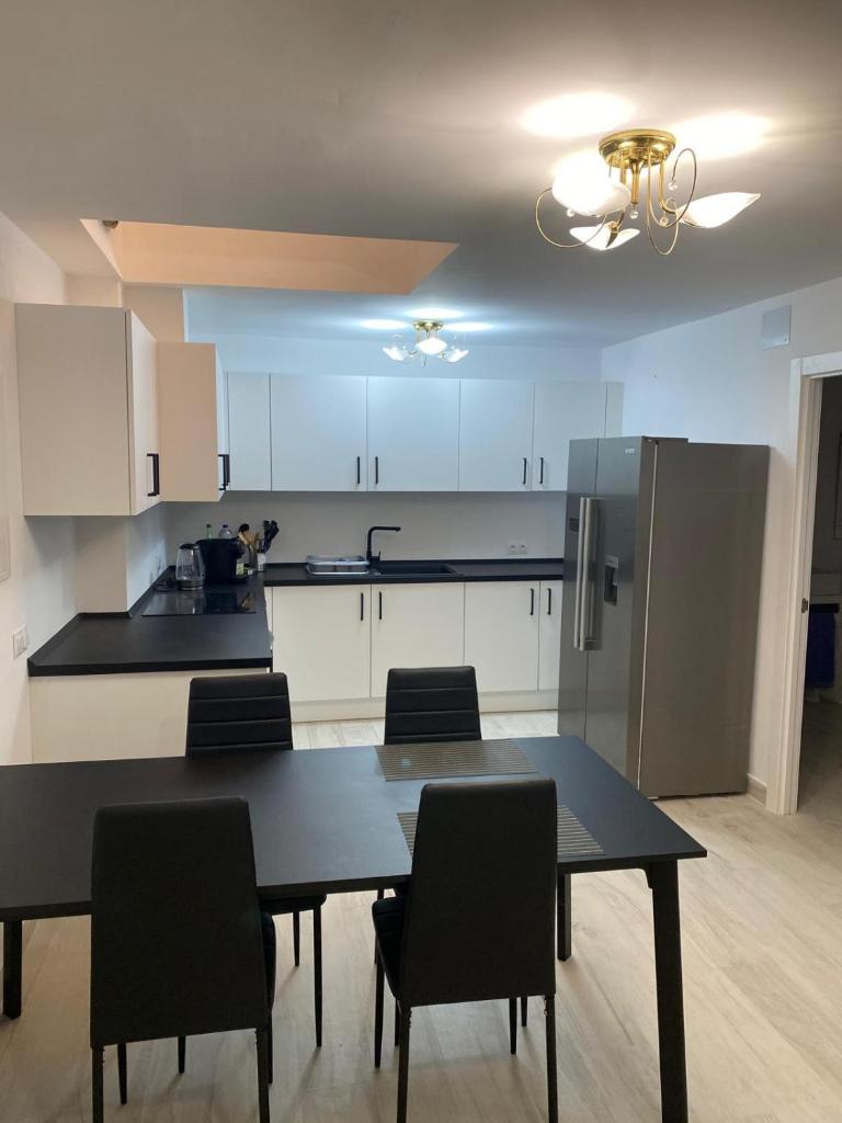 New - MiJa basement Loft Apartment steps from Beach - perfect for Sun and Sport Seekers 8