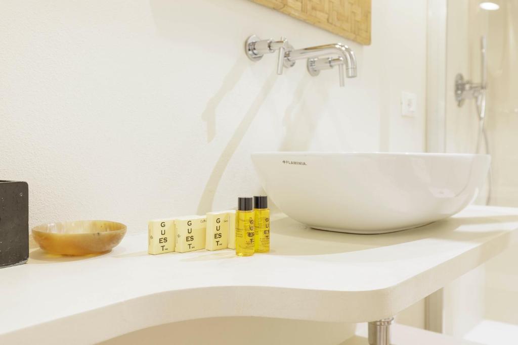 Santo Spirito Suite 8