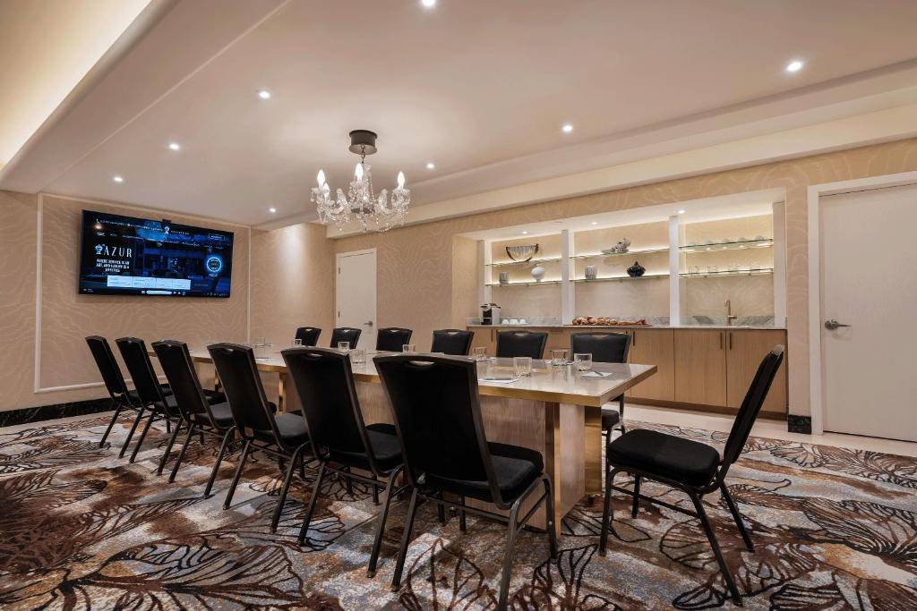 AZUR Legacy Collection Hotel Image