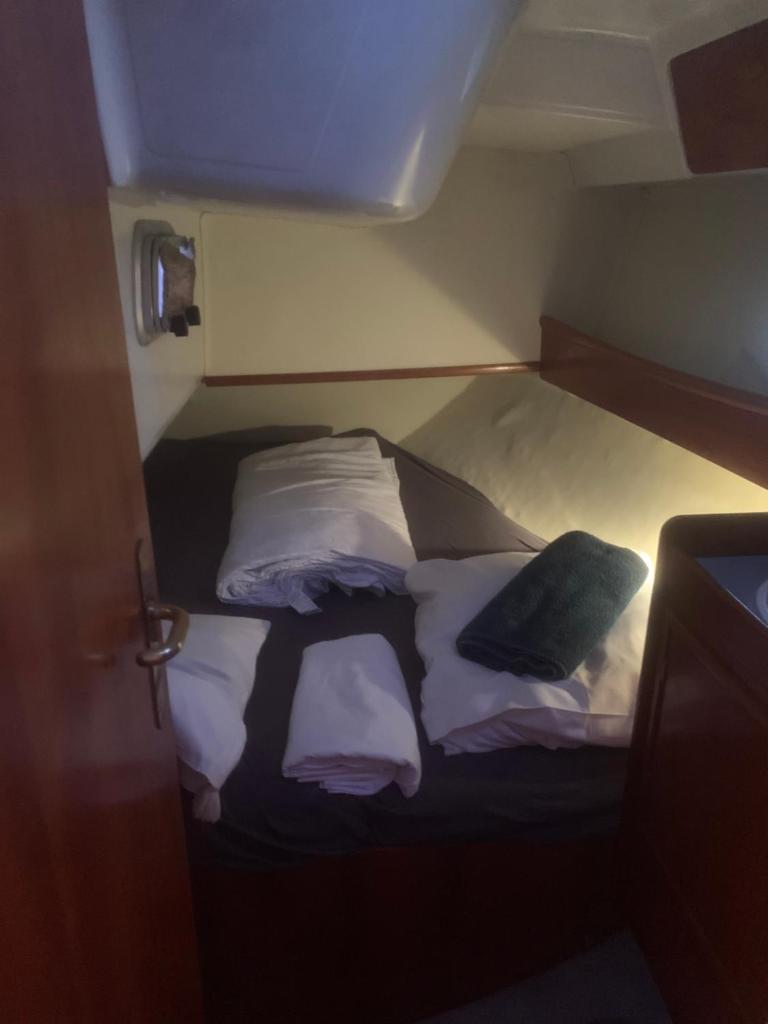Photo de la galerie de l'établissement NUIT SUR UN BATEAU LA ROCHELLE, à La Rochelle