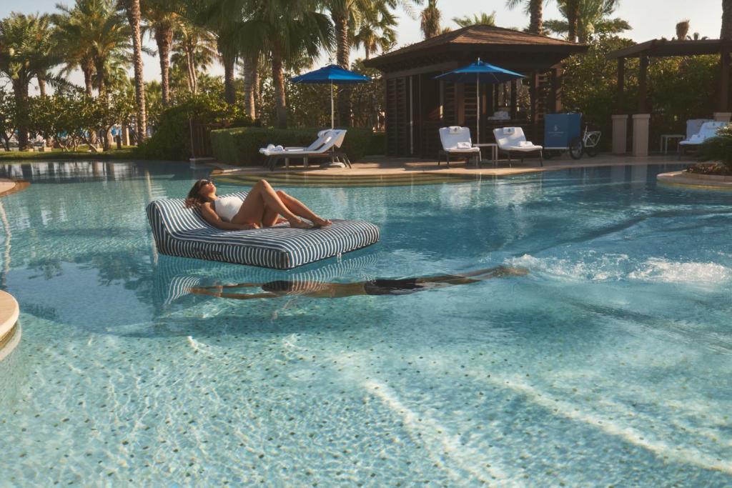 Four Seasons Resort Dubai at Jumeirah Beach Image