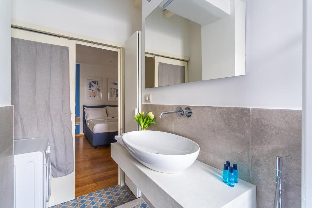 iFlat Discovering Monti - Charming and Modern apt 7