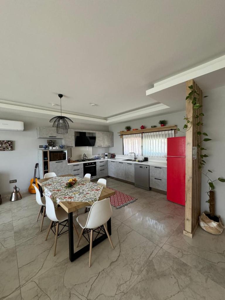 Suna Summer House 4
