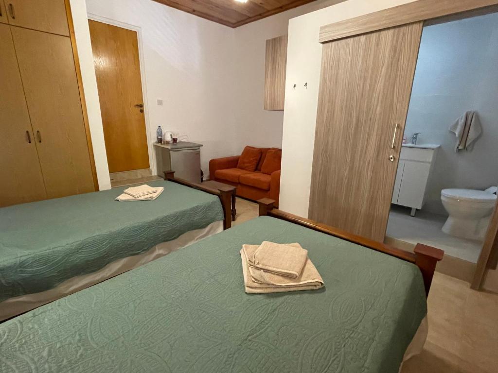 Omodos Katoi Holiday Homes 2