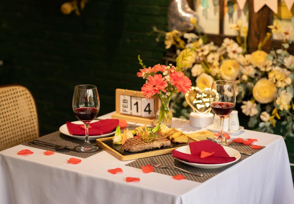 Khách sạn Thanh Lich 2