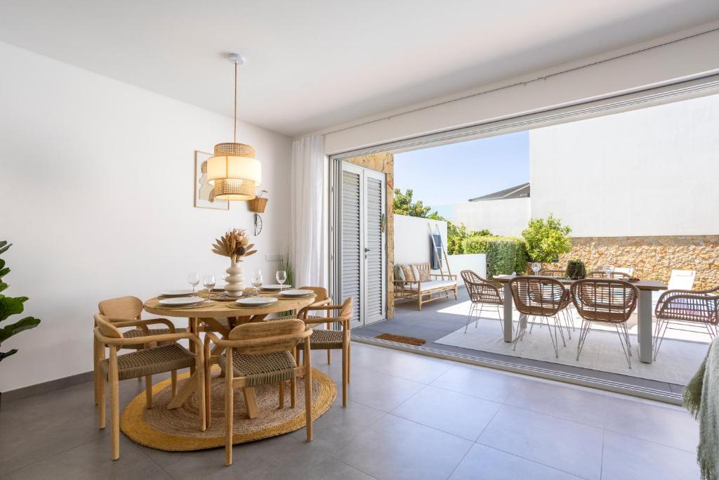 Stylish 3-Bedroom Villa Haven with a Private Pool 5