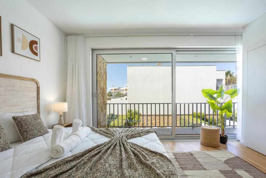 Stylish 3-Bedroom Villa Haven with a Private Pool 8