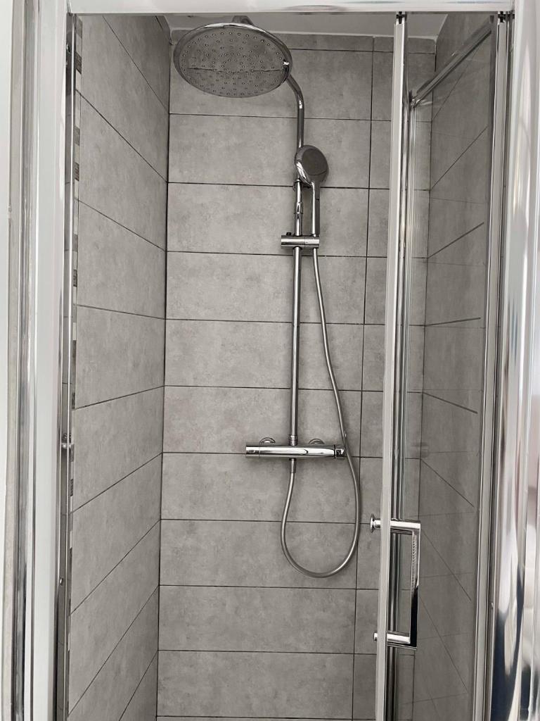 Budget-friendly 1BR in the city center 7