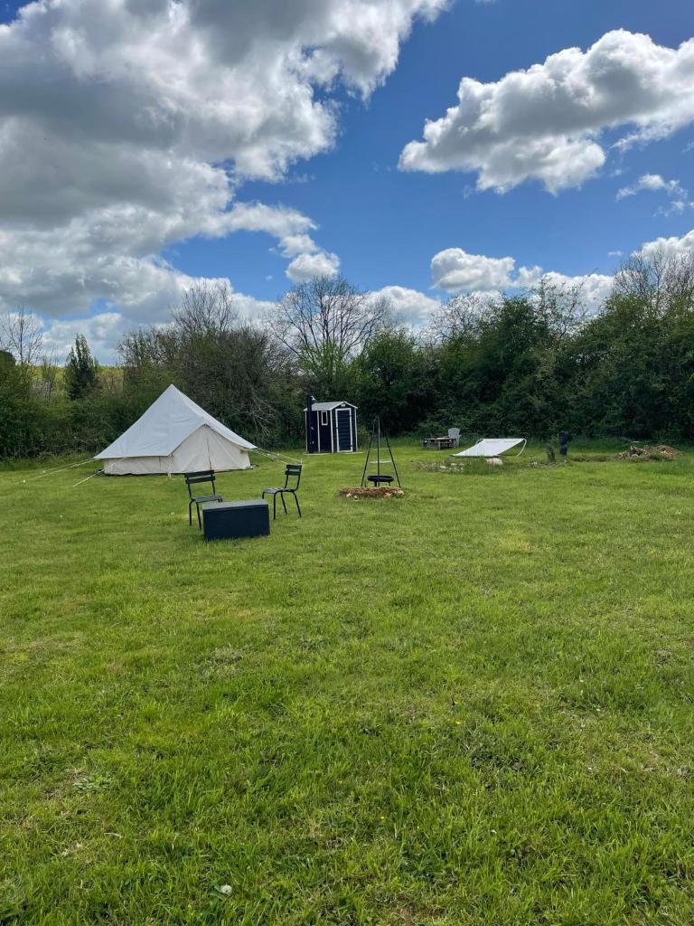 Photo de la galerie de l'établissement Tipi de luxe, à Bélâbre