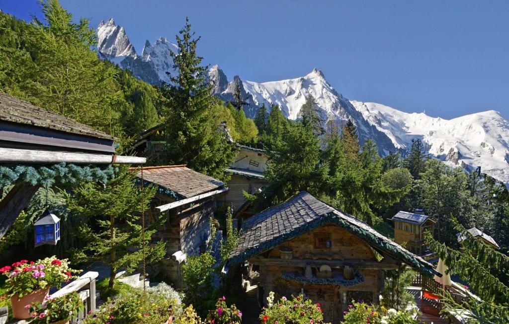 Hôtel Les Chalets de Philippe avec Jacuzzis Privatifs 1