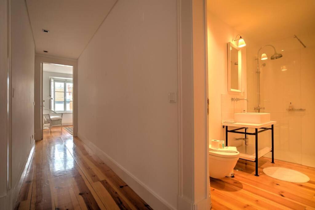Tracey & Neill's Place in Principe Real 3