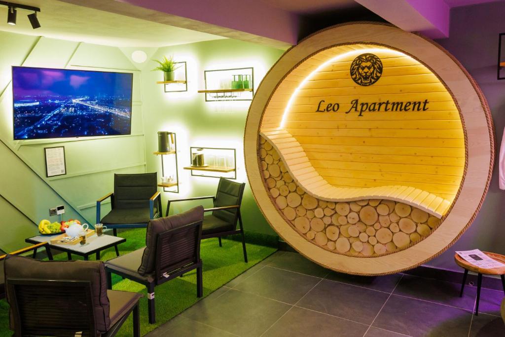LEO Apartment FREE PARKING - President Palace 4