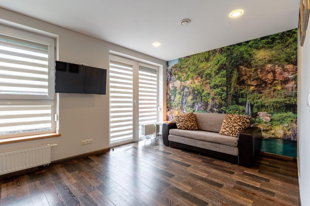 Park's Edge apartment 5