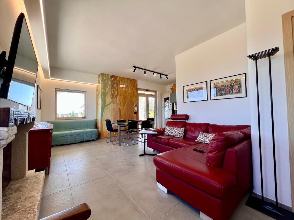 Photo de la galerie de l'établissement Ostuni BLOOM piscina acqua salata vista mare, à Ostuni 51 autres photos