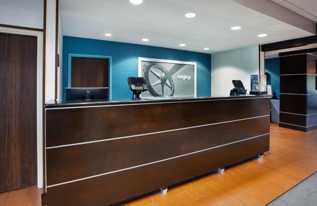 Hampton Inn Cincinnati Northwest Fairfield Image