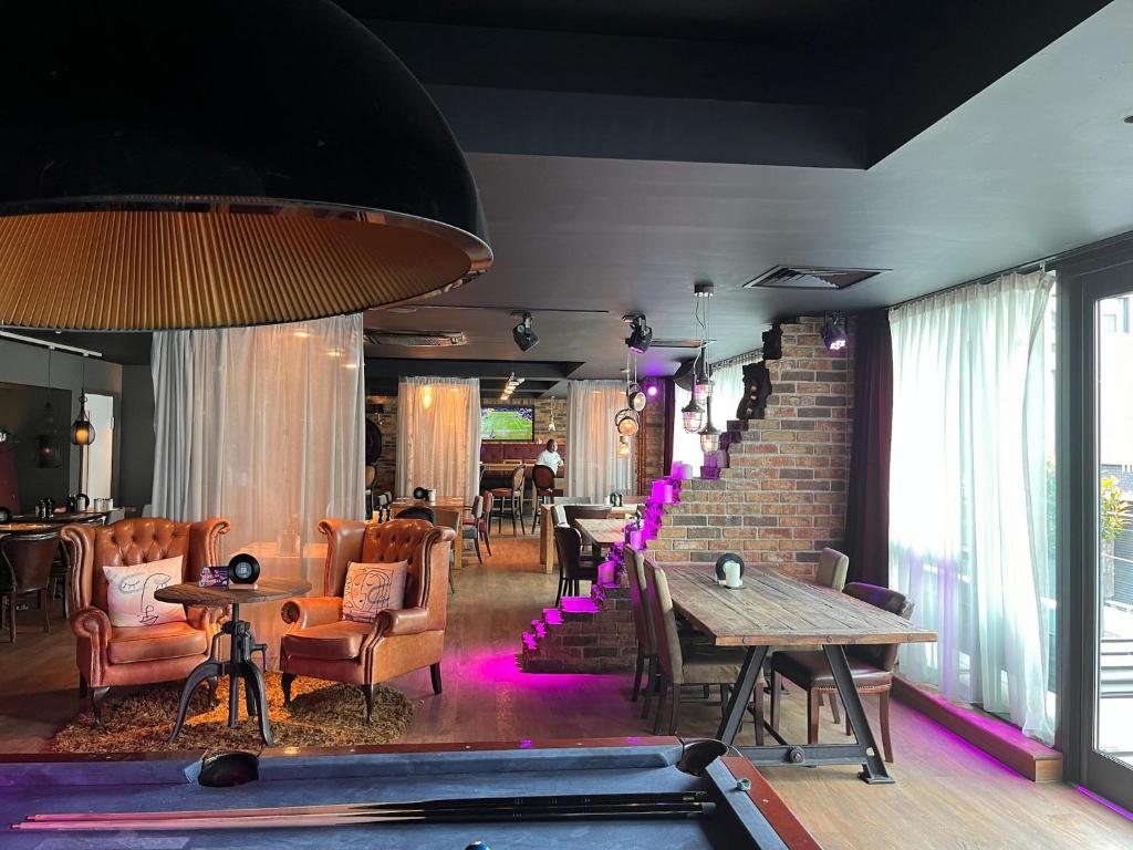 B&B HOTEL Birmingham Centre Image