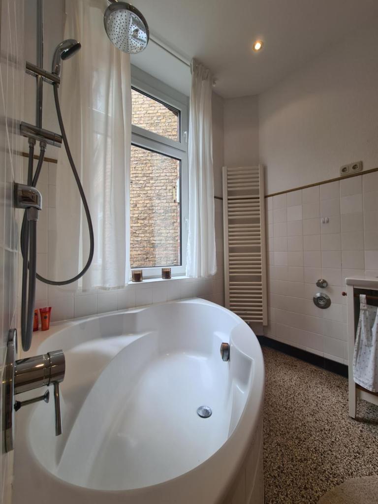 Home away from home stylish central netflix kitchen 3