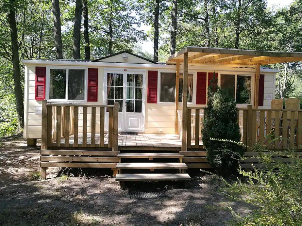 Photo de la galerie de l'établissement C- 45mn de Paris Mobilhome pour familles & travailleurs, à Saint-Chéron