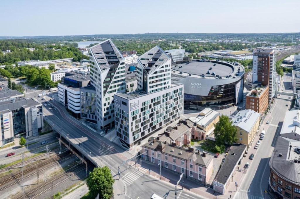 1BR at Nokia Arena - Views, Balcony & Sauna 8