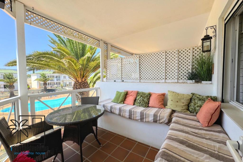 Vis Herbae Pool View by iRent Fuerteventura 8