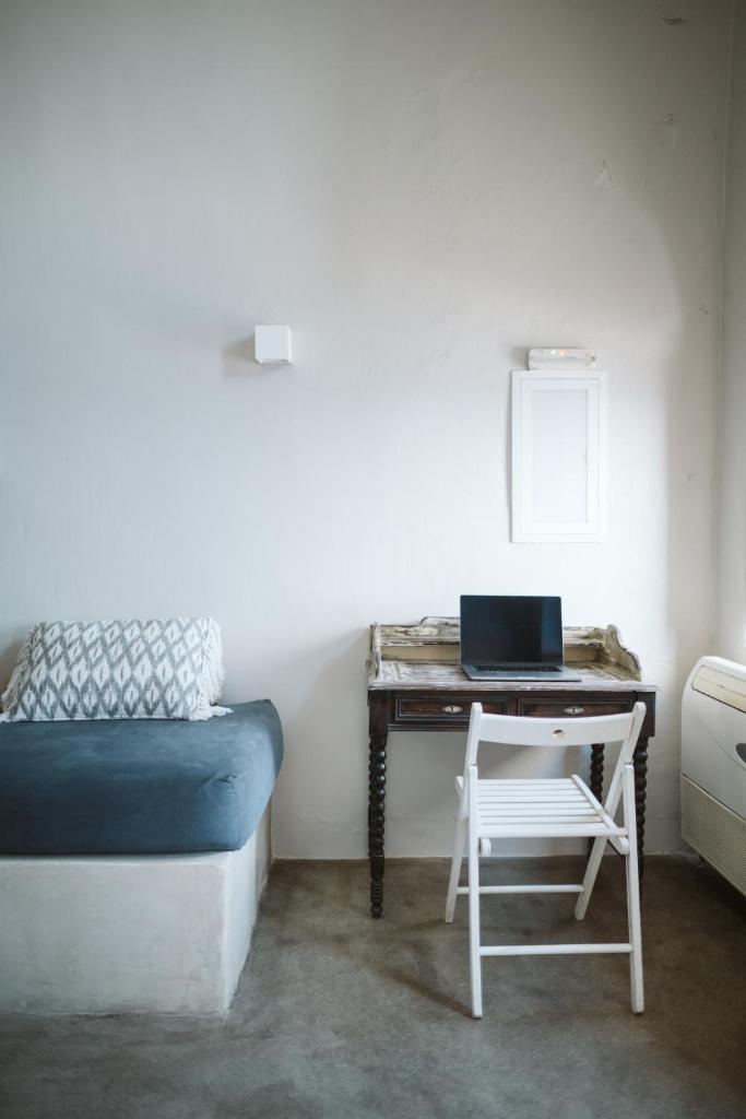 Alafouzou Cave Loft 5